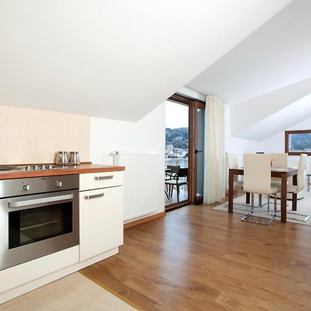 Apartments Tisno - Villa Mare Bagian luar foto