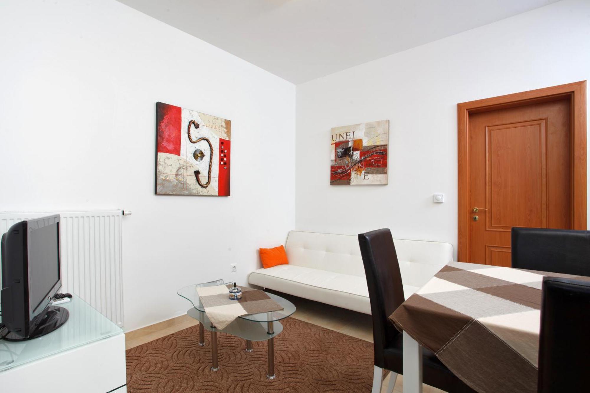 Apartments Tisno - Villa Mare Bagian luar foto